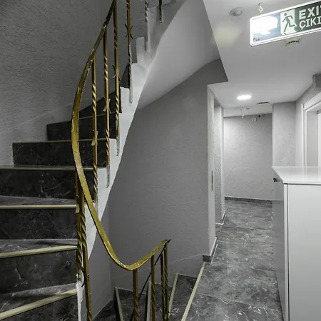 Sirkeci Grand Family &